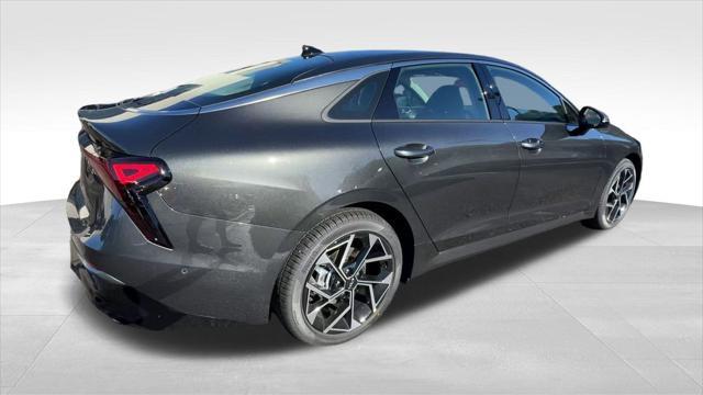 new 2025 Kia K5 car, priced at $35,295