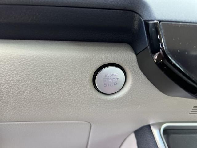 new 2025 Kia Carnival Hybrid car, priced at $49,665