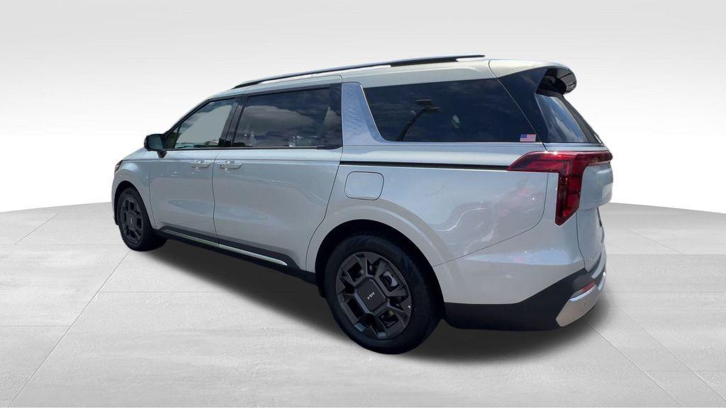 new 2025 Kia Carnival Hybrid car, priced at $48,915