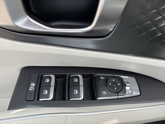 new 2025 Kia Sorento car, priced at $40,305