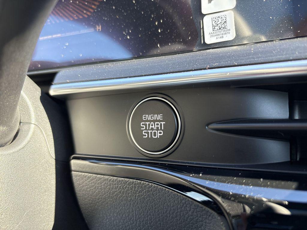 new 2025 Kia K5 car, priced at $32,625