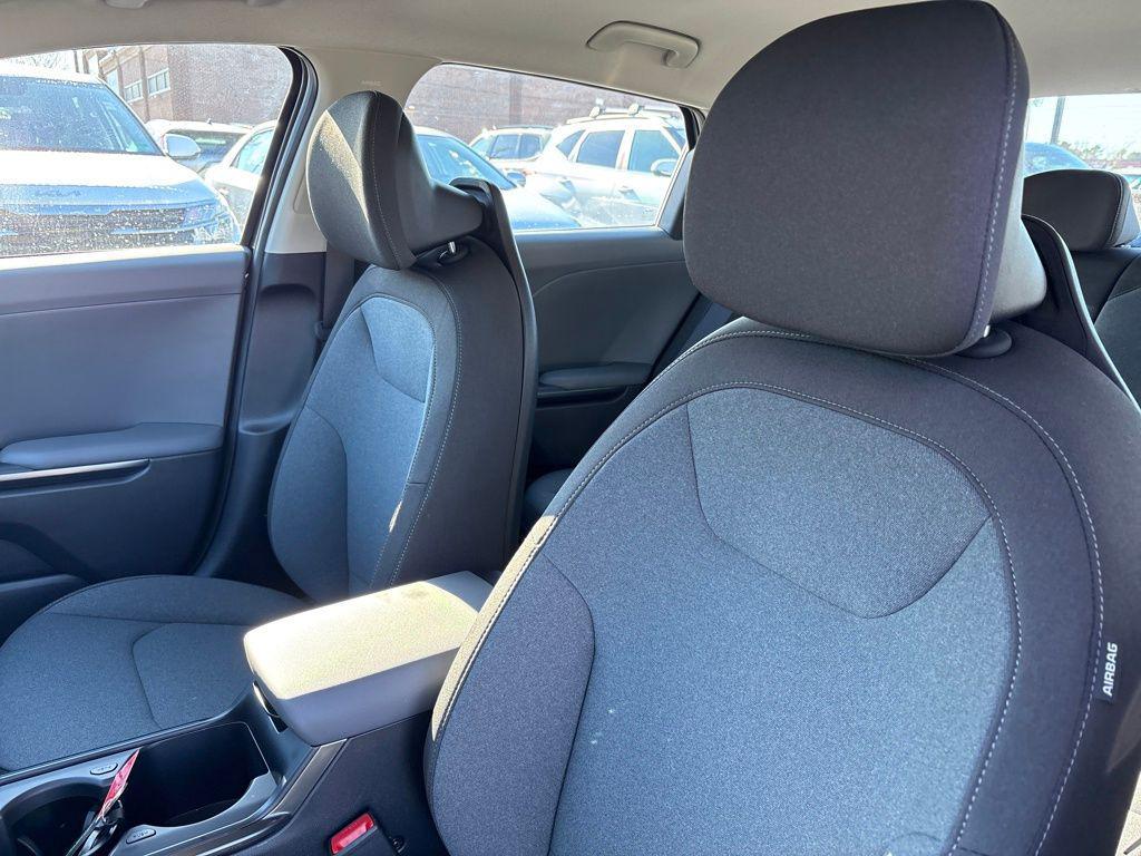 new 2025 Kia K4 car, priced at $24,375