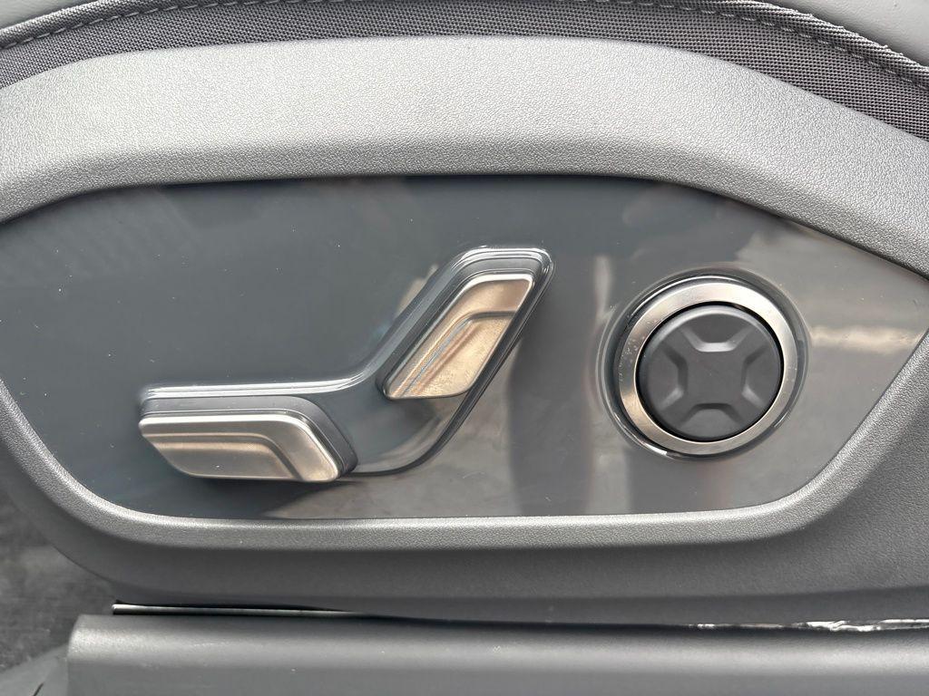 new 2026 Kia EV9 car, priced at $57,470