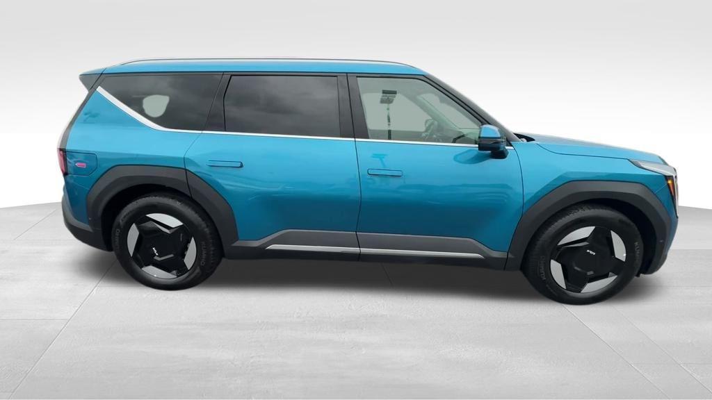 new 2026 Kia EV9 car, priced at $57,470