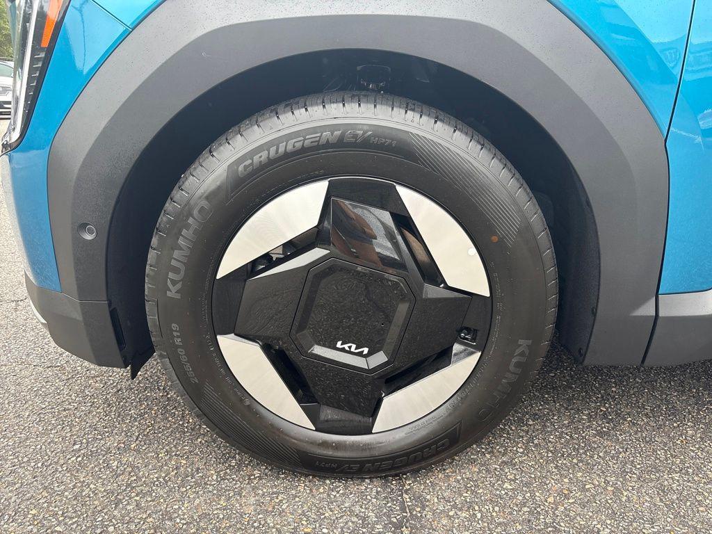 new 2026 Kia EV9 car, priced at $57,470