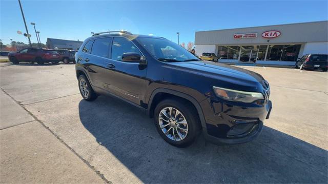 used 2021 Jeep Cherokee car, priced at $18,900