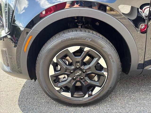 new 2025 Kia Sorento car, priced at $39,640