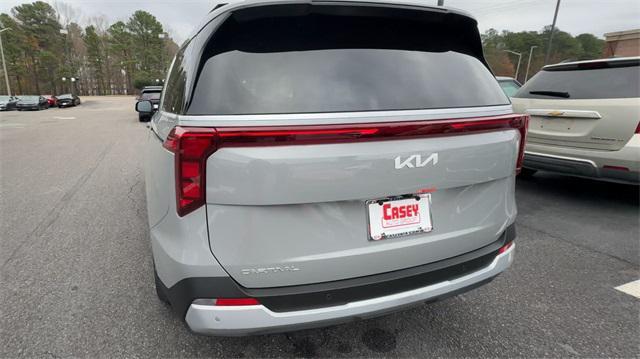 new 2025 Kia Carnival car, priced at $43,005