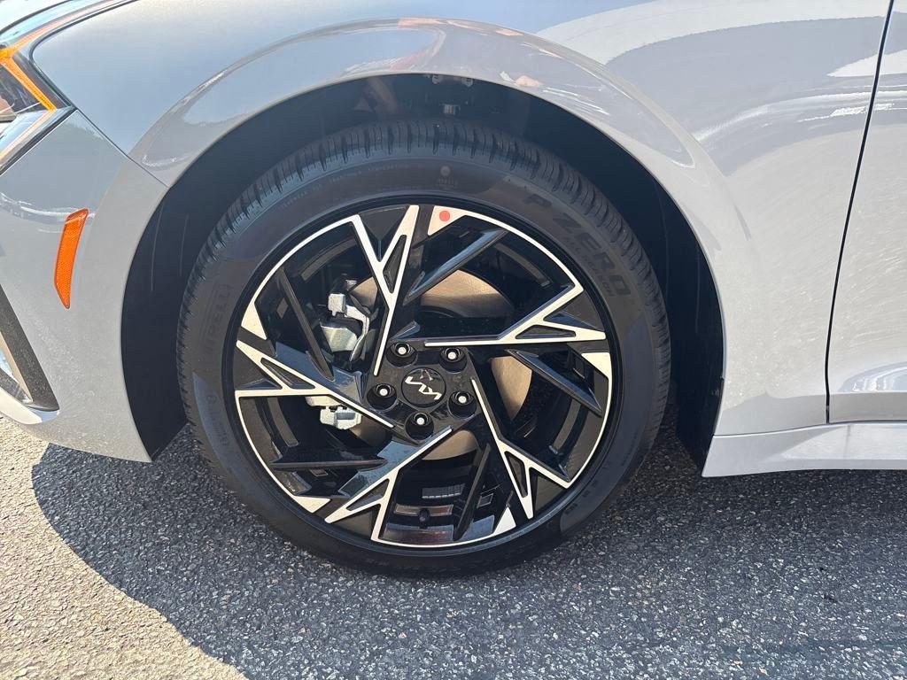new 2025 Kia K5 car, priced at $32,340