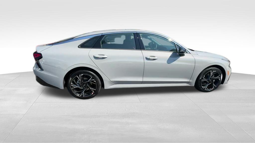 new 2025 Kia K5 car, priced at $32,340