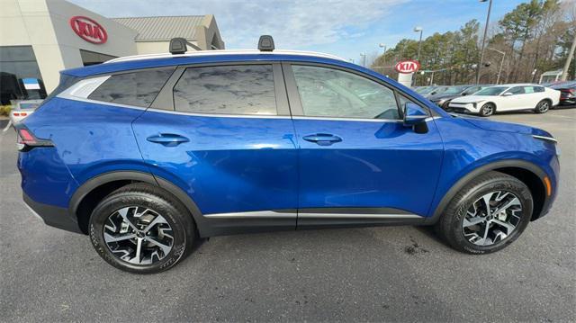 new 2025 Kia Sportage car, priced at $33,000