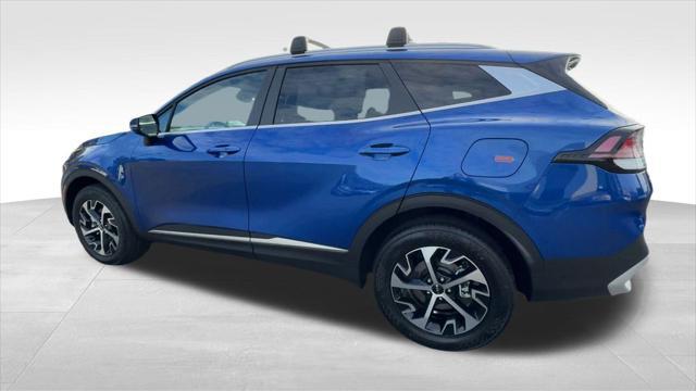 new 2025 Kia Sportage car, priced at $32,000