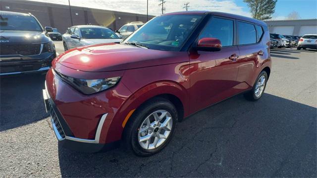 new 2025 Kia Soul car, priced at $21,920