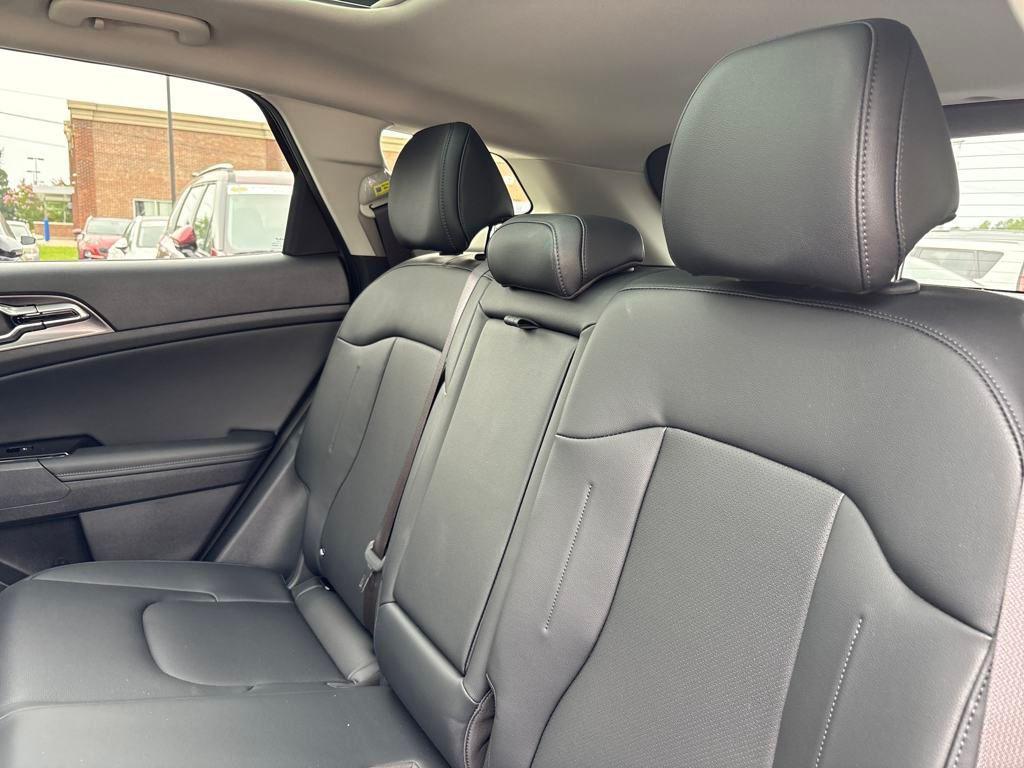 new 2025 Kia Sportage Hybrid car, priced at $36,535