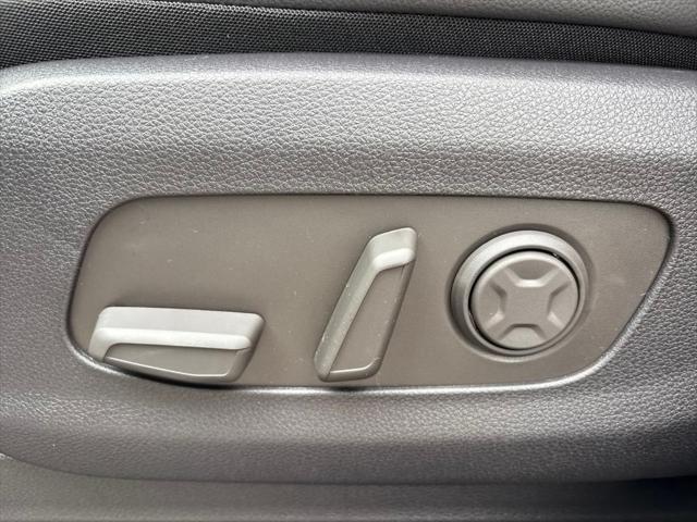 new 2026 Kia Carnival car, priced at $52,790
