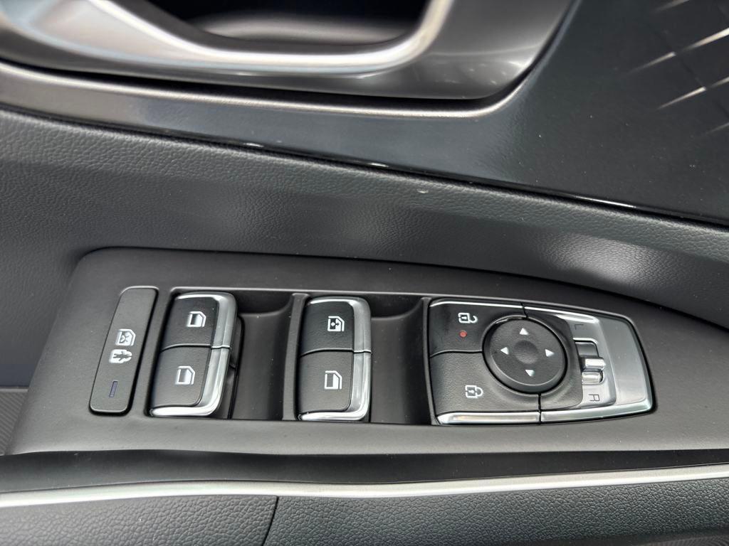 new 2025 Kia Sorento car, priced at $39,495