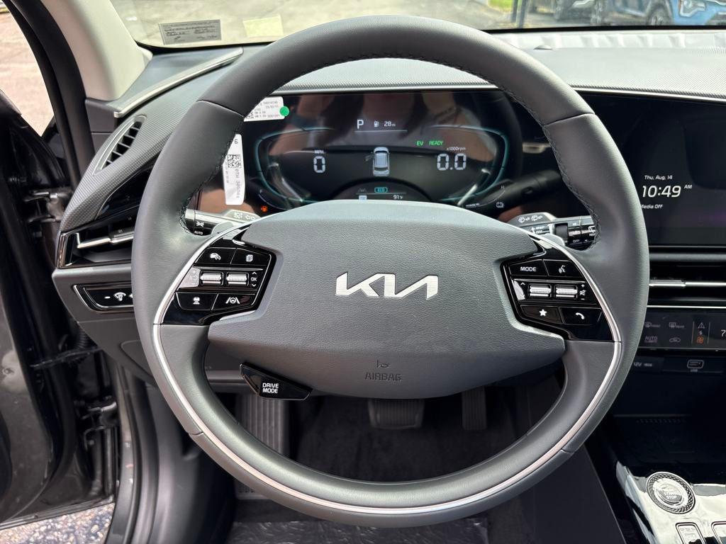 new 2025 Kia Niro car, priced at $32,290