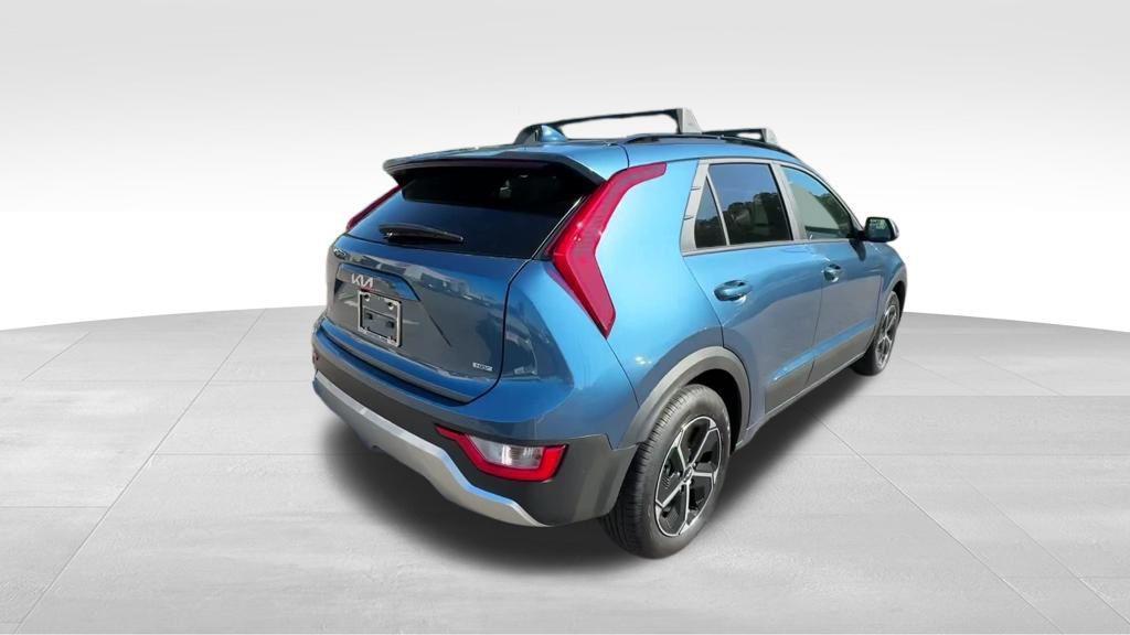 new 2025 Kia Niro car, priced at $32,195