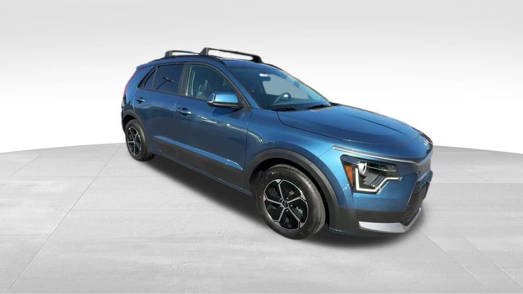 new 2025 Kia Niro car, priced at $32,195