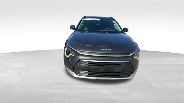 new 2025 Kia Niro car, priced at $28,260