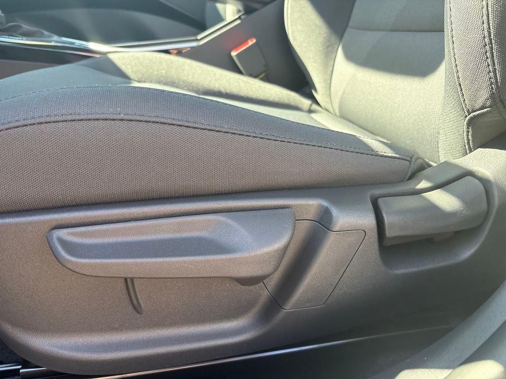 new 2025 Kia Niro car, priced at $28,010