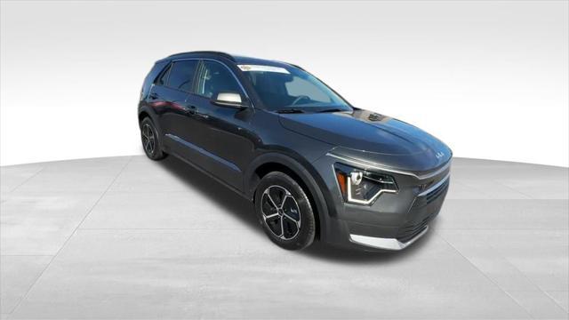 new 2025 Kia Niro car, priced at $28,260