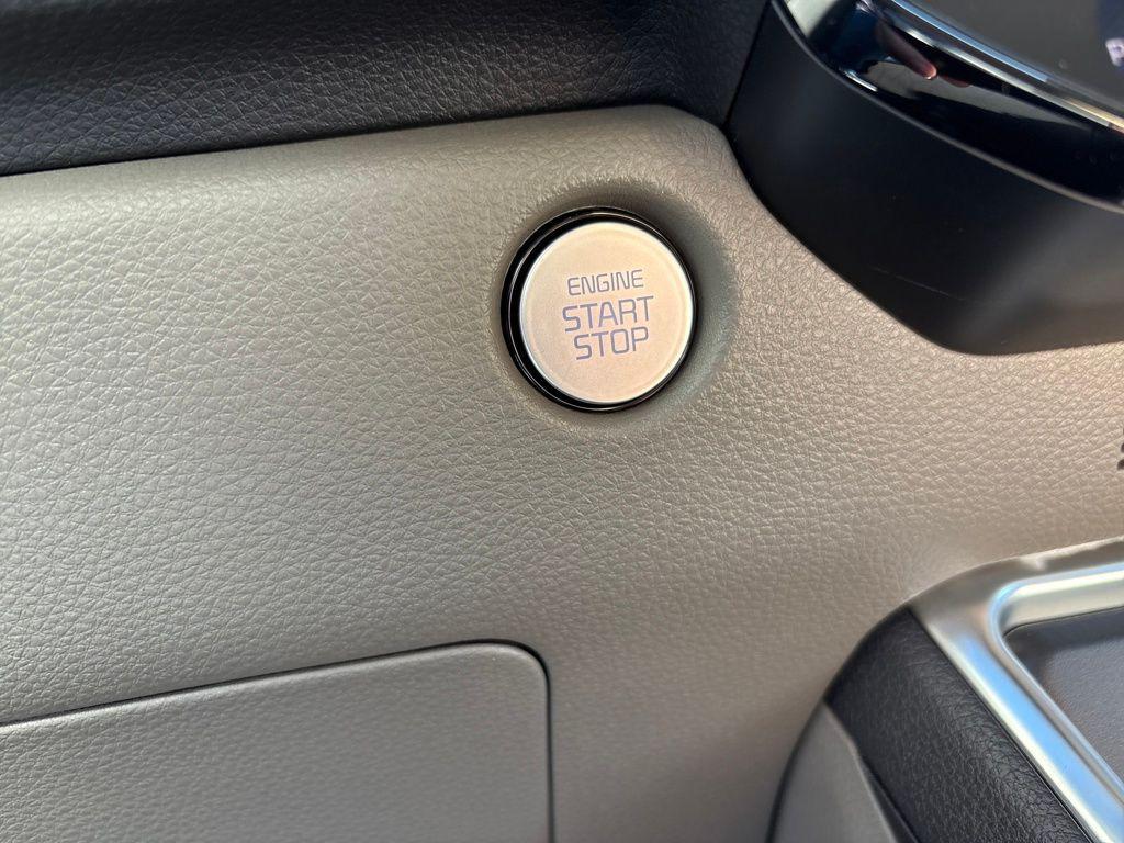 new 2026 Kia Carnival Hybrid car, priced at $45,485