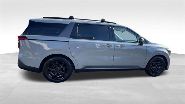 new 2025 Kia Carnival car, priced at $54,515