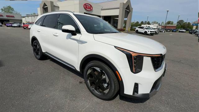 new 2025 Kia Sorento Hybrid car, priced at $41,935