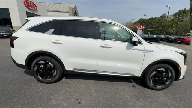new 2025 Kia Sorento Hybrid car, priced at $41,935