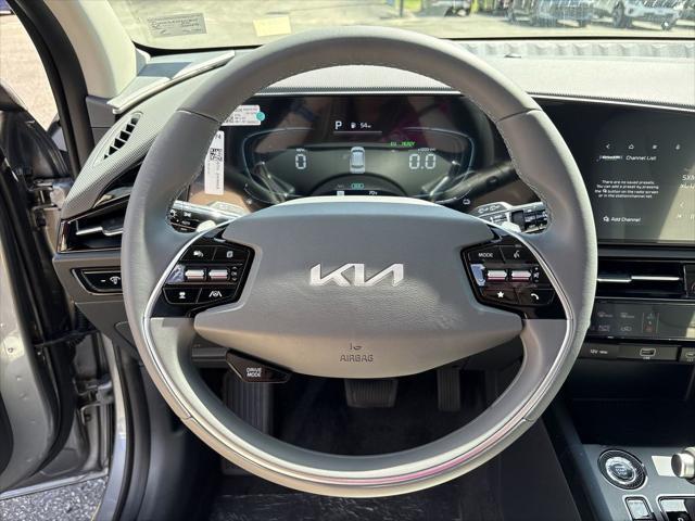 new 2025 Kia Niro car, priced at $31,625