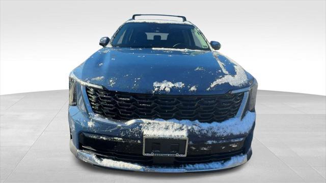 new 2025 Kia Sorento car, priced at $41,215