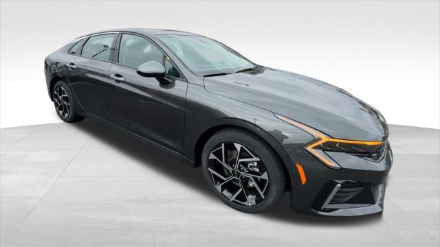 new 2025 Kia K5 car, priced at $35,295