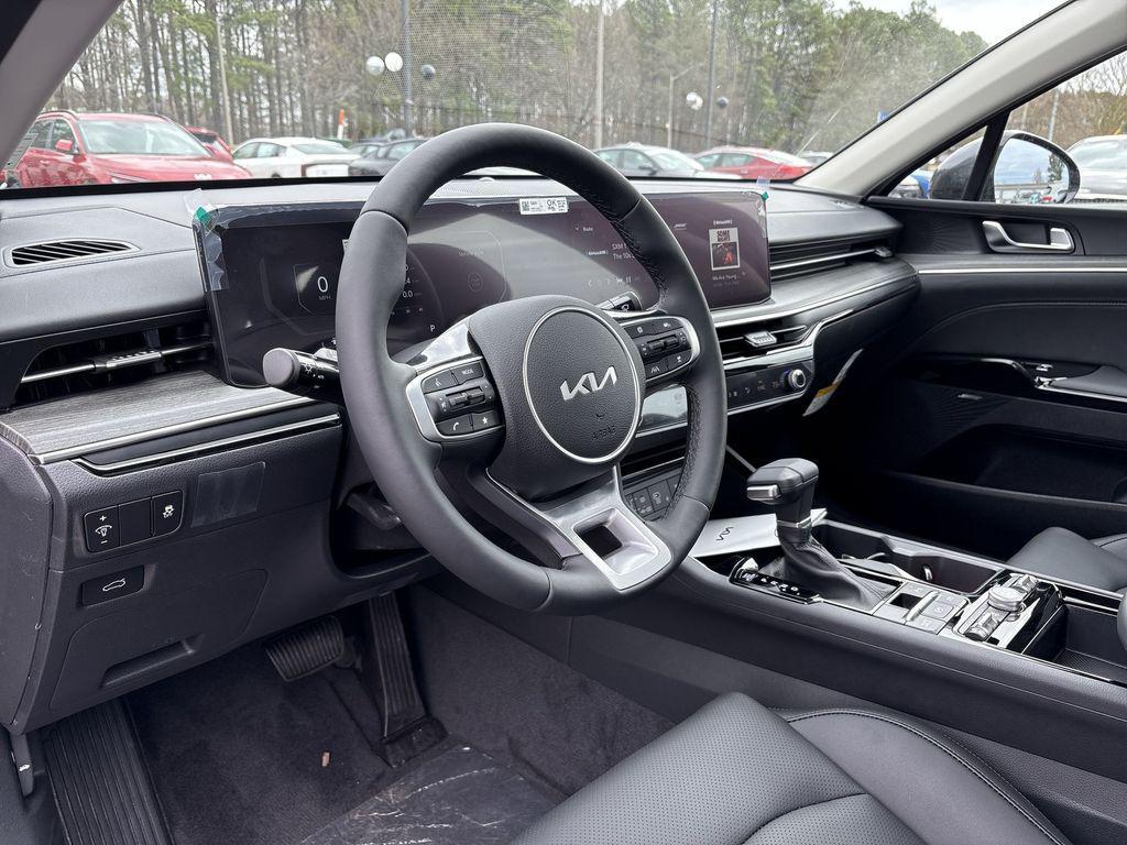 new 2025 Kia K5 car, priced at $35,295
