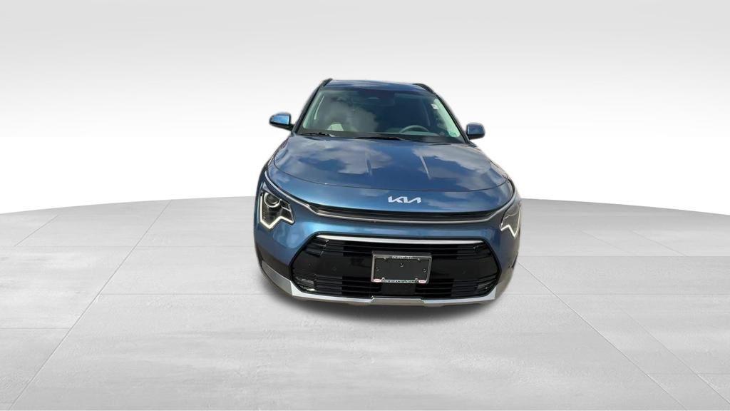 new 2025 Kia Niro car, priced at $34,910