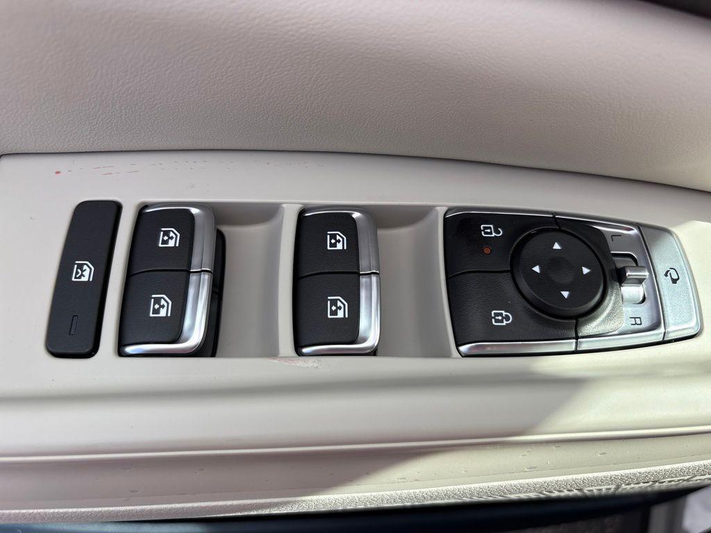 new 2026 Kia Carnival car, priced at $49,880