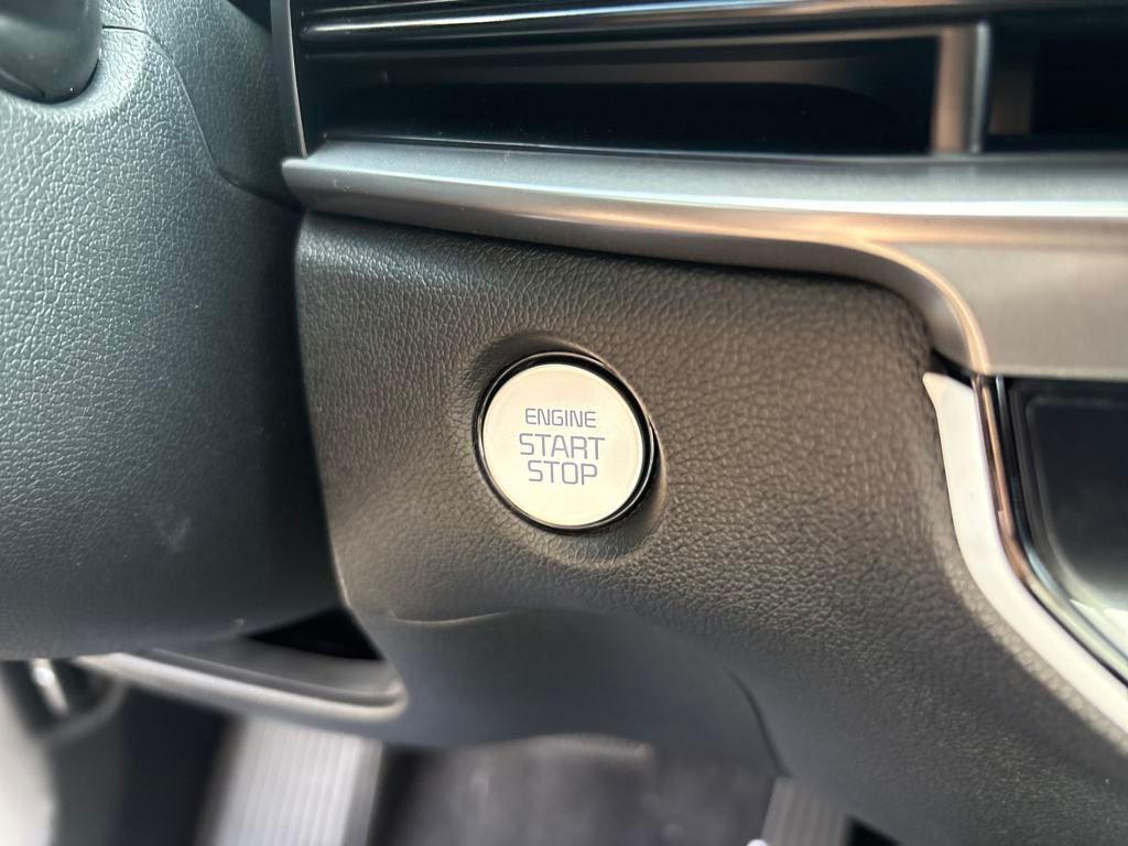new 2025 Kia Sorento car, priced at $37,940