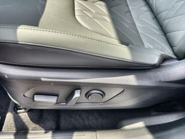new 2024 Kia Sportage car, priced at $41,240
