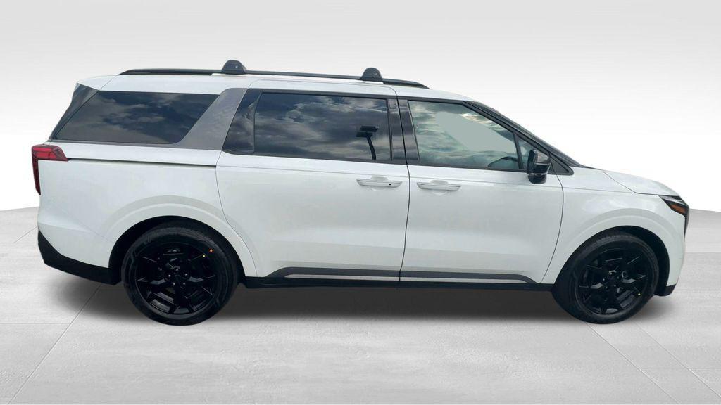 new 2025 Kia Carnival car, priced at $48,170