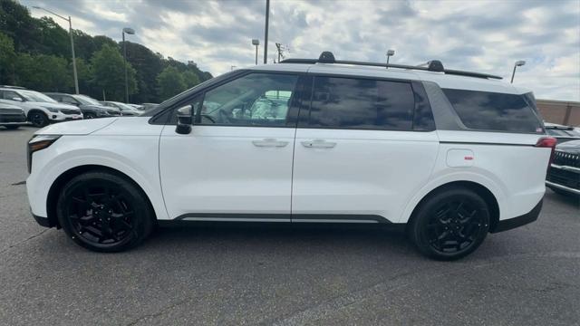 new 2025 Kia Carnival car, priced at $49,670