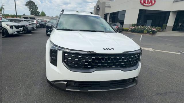 new 2025 Kia Carnival car, priced at $49,670
