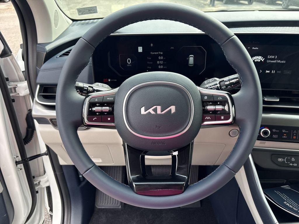 new 2025 Kia Carnival car, priced at $48,170