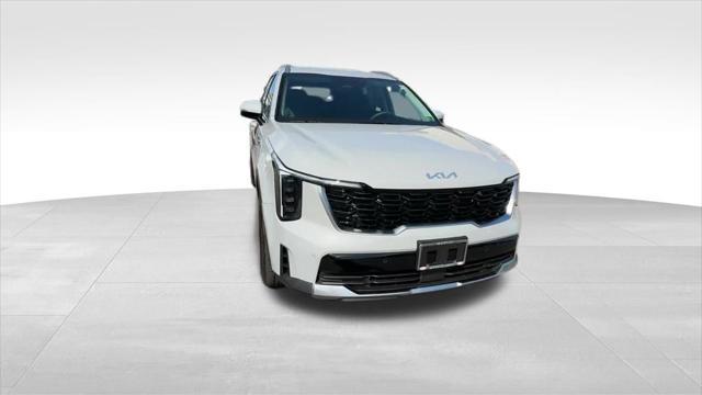 new 2025 Kia Sorento car, priced at $39,495