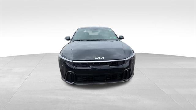 new 2025 Kia K4 car, priced at $27,575
