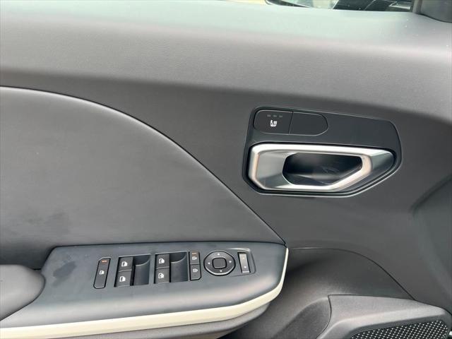 new 2025 Kia K4 car, priced at $27,575