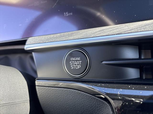 new 2025 Kia K5 car, priced at $35,295