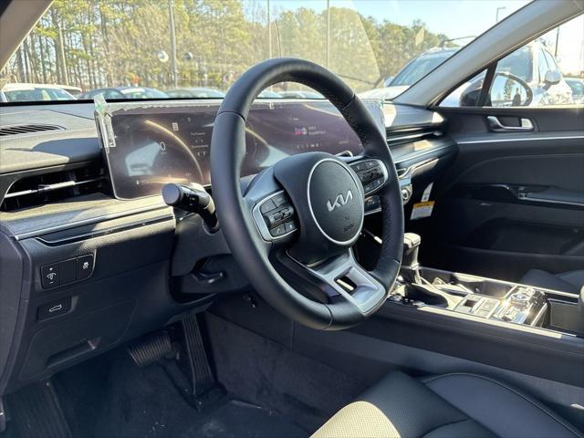 new 2025 Kia K5 car, priced at $35,295