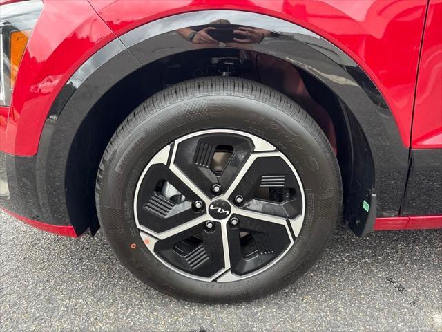 new 2025 Kia Niro car, priced at $35,475