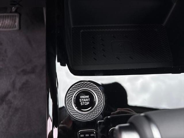 new 2025 Kia Niro car, priced at $35,475