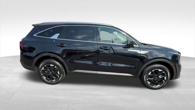 new 2025 Kia Sorento car, priced at $38,530